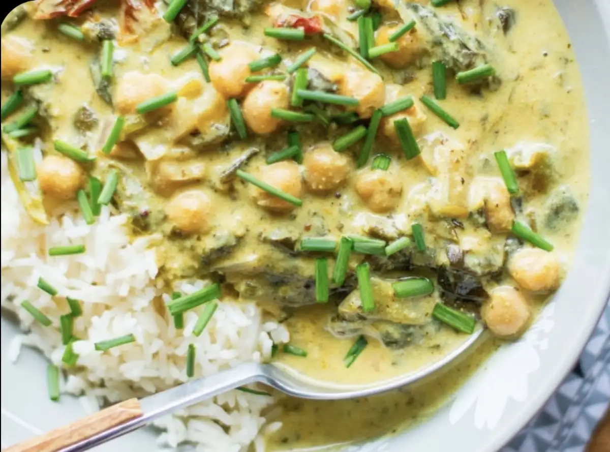 Plat du jour + dessert maison à 15€50